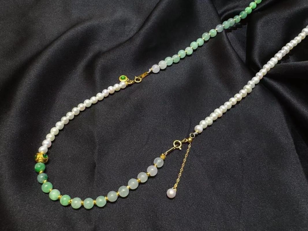 和田玉首饰_翡翠首饰_小雕刻件图片大全