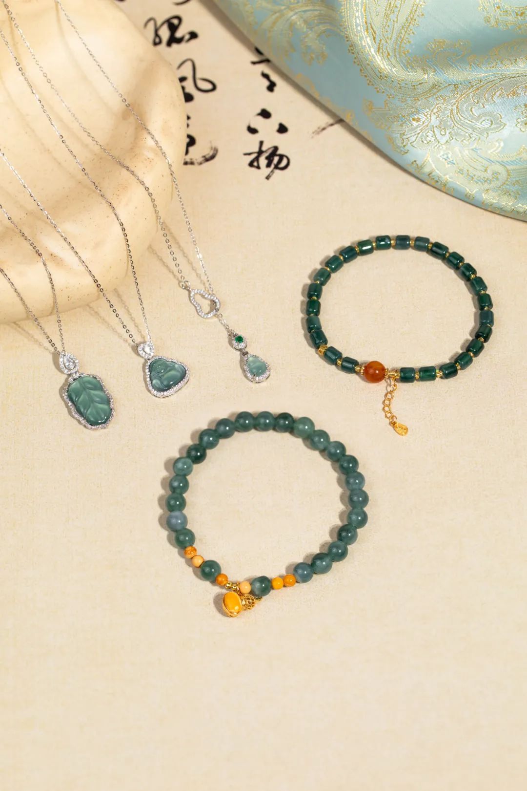 翡翠首饰_小雕刻件图片大全_和田玉首饰