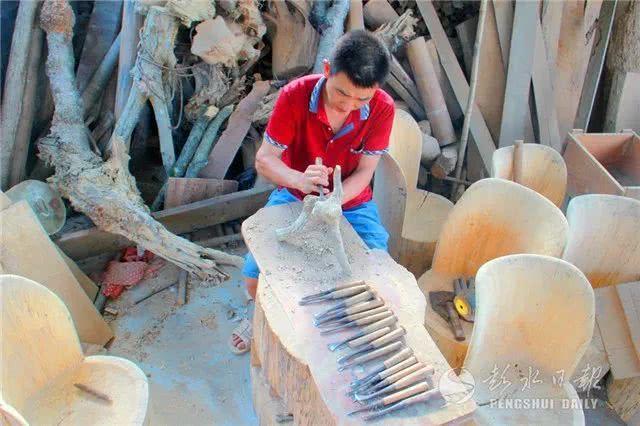 失聪者木雕艺术_手工木雕师安廷斌_最简单小木雕