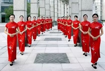 班结业典礼主持词_广州开业剪彩典礼鲜花_开业典礼主持稿
