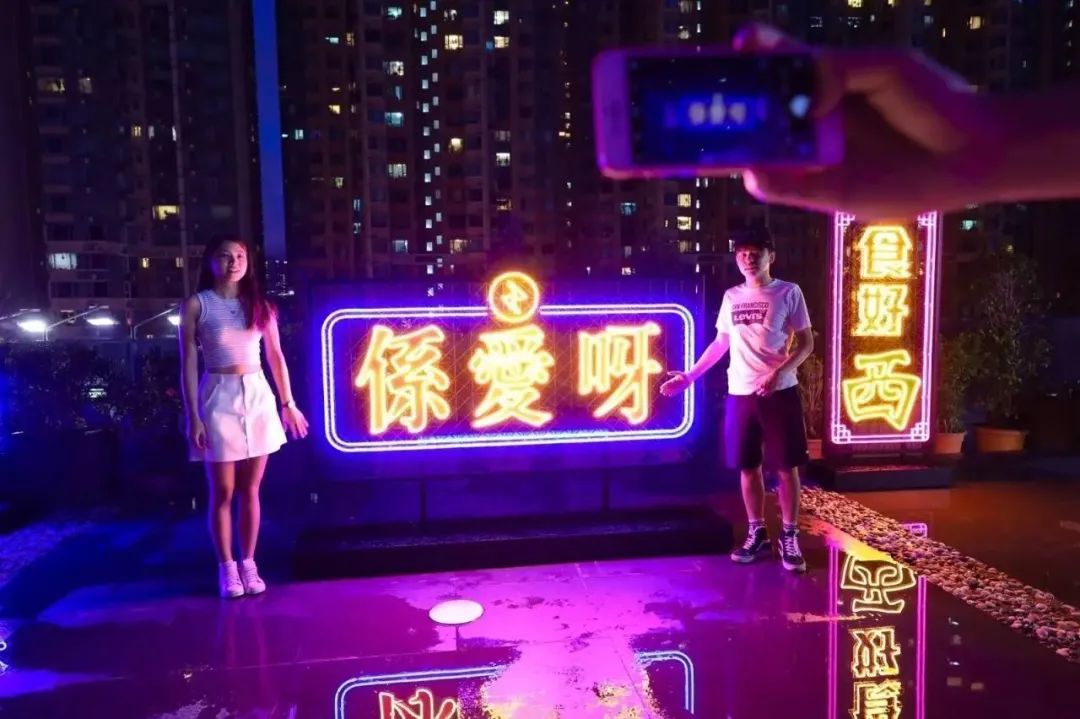 招牌字体图片_招牌广告字体图片_招牌发光字体图片大全