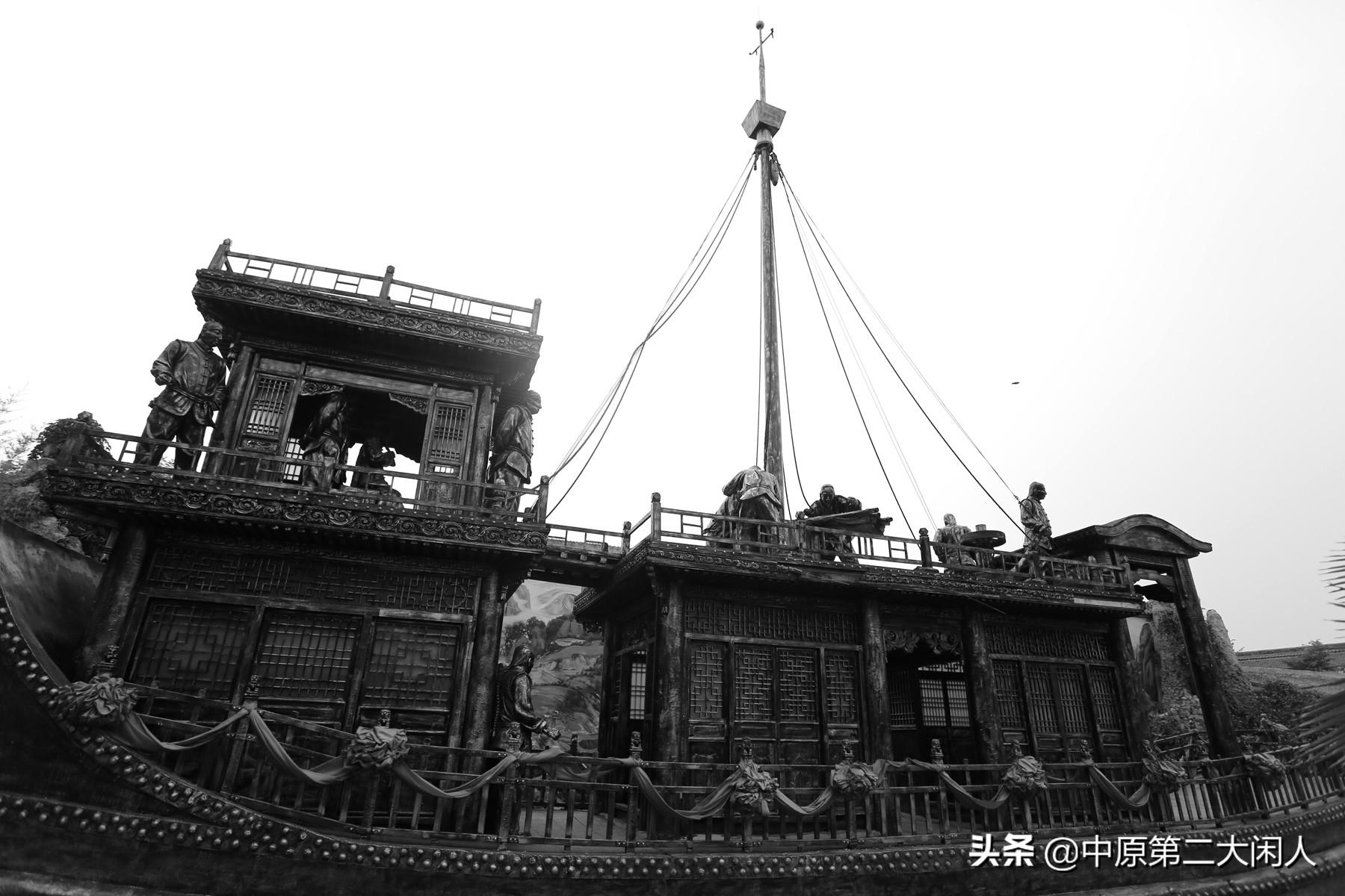 太和殿匾额_太和殿匾额怎么读_道法自然匾额