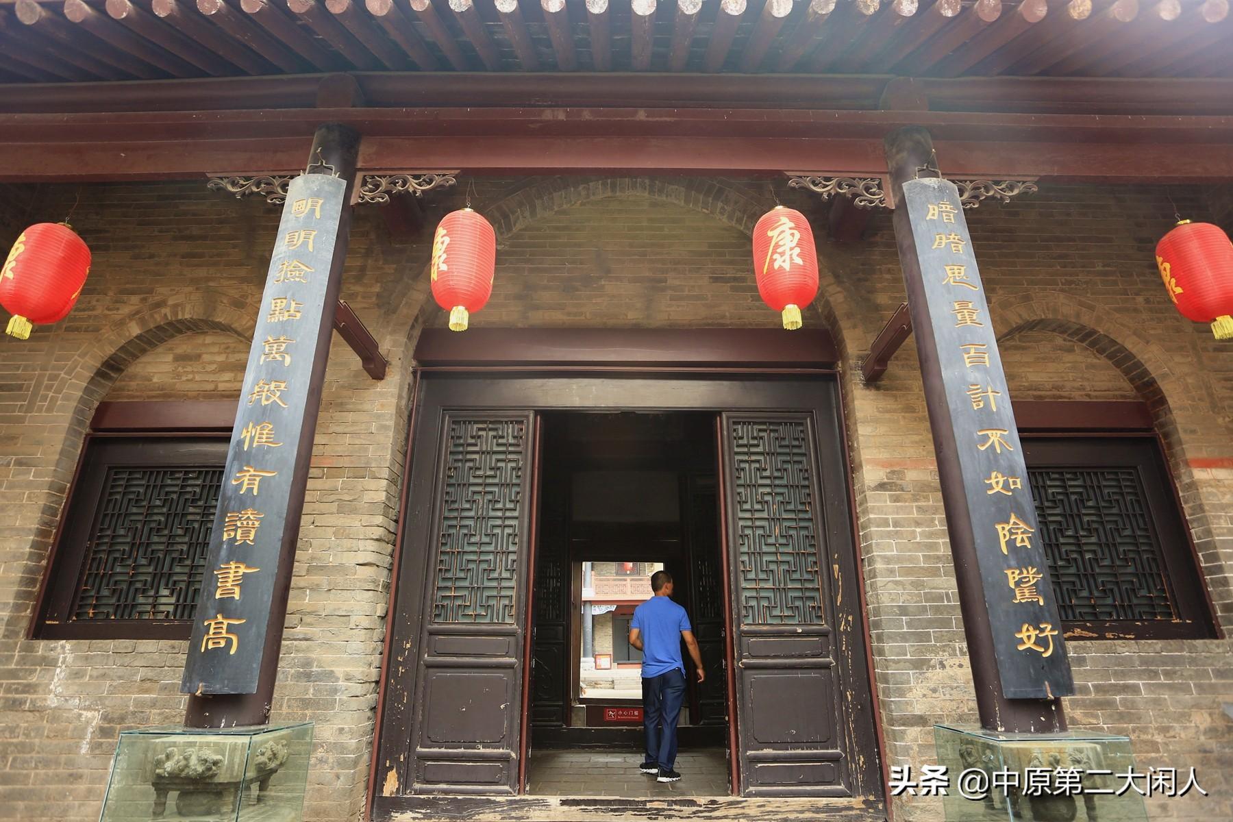 太和殿匾额怎么读_太和殿匾额_道法自然匾额