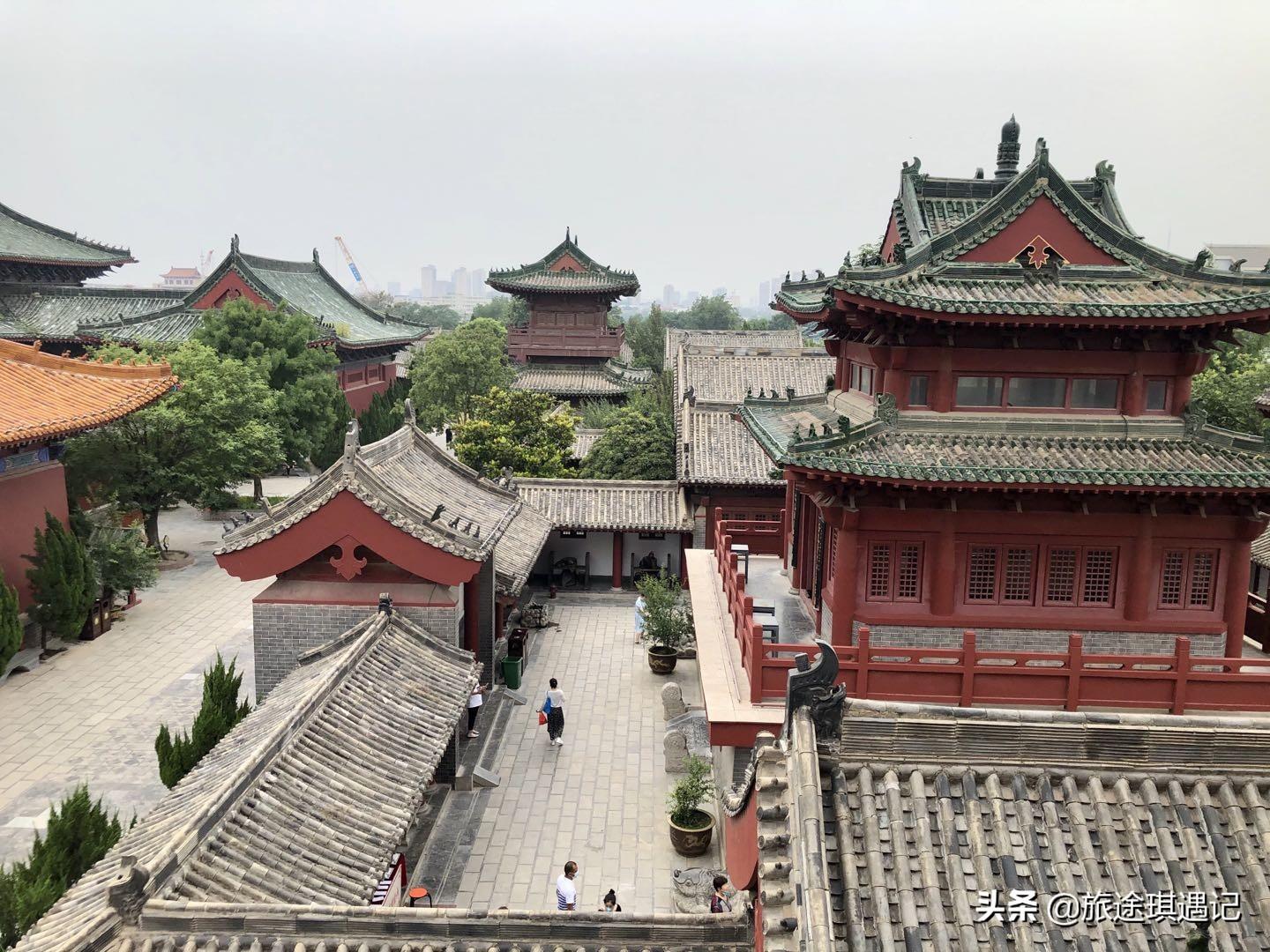 太和殿匾额怎么读_宋太祖匾额_丫髻山楹联匾额