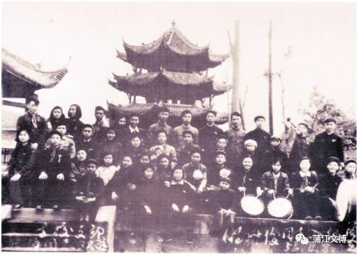 亚圣斋食品有限公司_亚圣匾额_亚圣牌坊