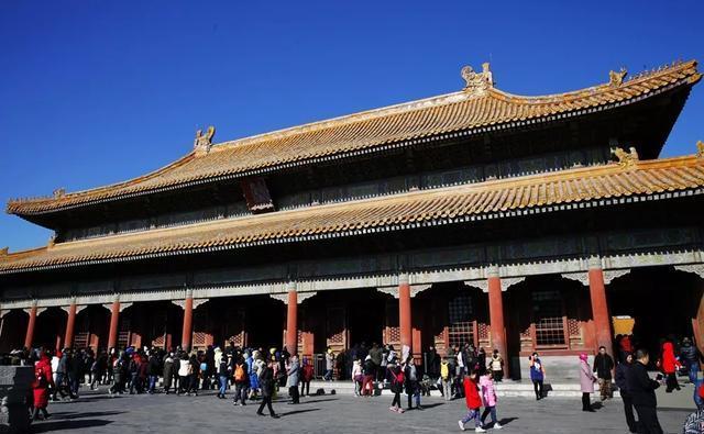 乾清宫正大光明匾上的小字写的是什么
