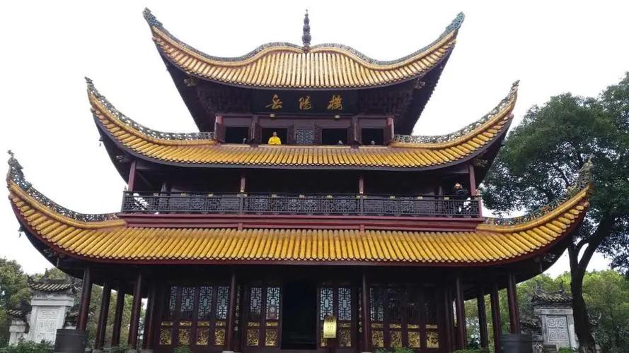 匾额对应的建筑_匾额的历史_冠冕楼匾额