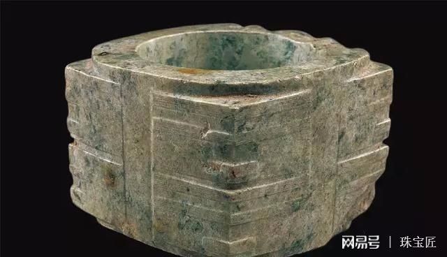 机器雕刻和手工雕刻_水仙雕刻和不雕刻区别_怎么雕刻