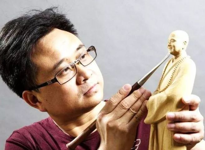 黄杨木雕特点_什么是黄杨木雕_黄杨木雕
