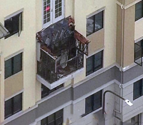 地板翻新实木维修多少钱_实木地板翻新维修_地板翻新实木维修电话