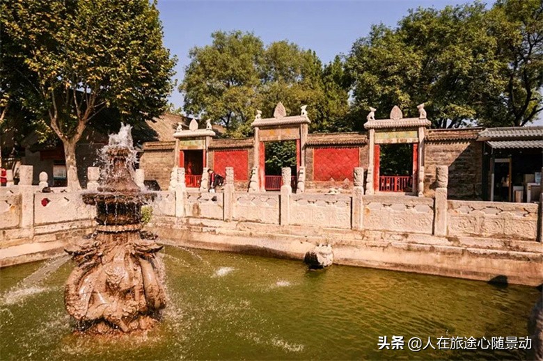 东大门门头什么字好_大门朝东门匾什么字好_东门门匾写什么好