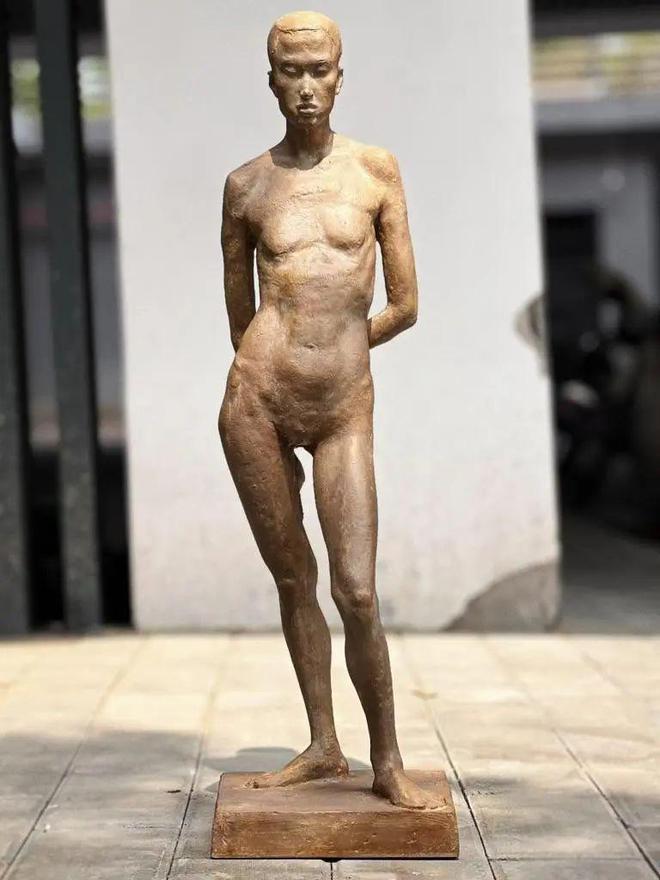 雕塑艺术作品图片_艺术雕塑作品_雕塑艺术作品有哪些
