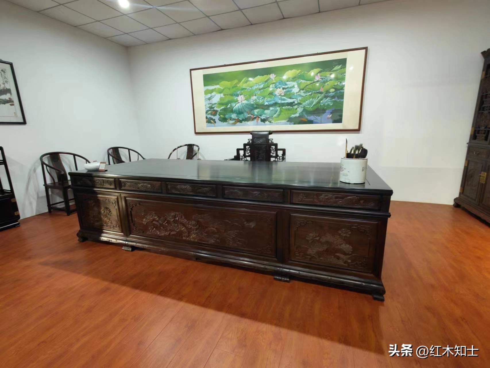 大红酸枝家具原材料特点_大红酸枝家具榫卯工艺特点_什么是好的木雕工艺