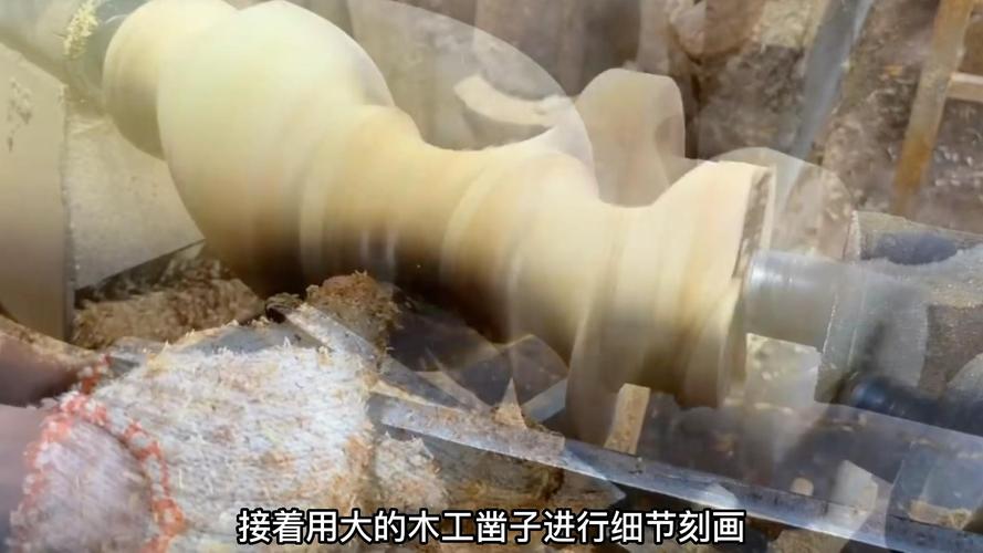天才木工烂木头花瓶_纯手工木工工艺制作过程_简单手工雕刻