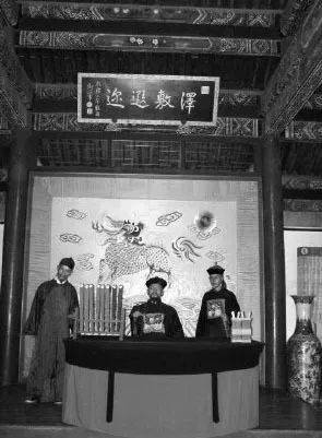 古建筑匾额文化_匾额披红花_秦汉时期题字牌匾额