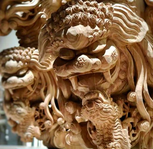 中国四大木雕流派_木雕艺术在古建筑中的装饰作用_木雕特点