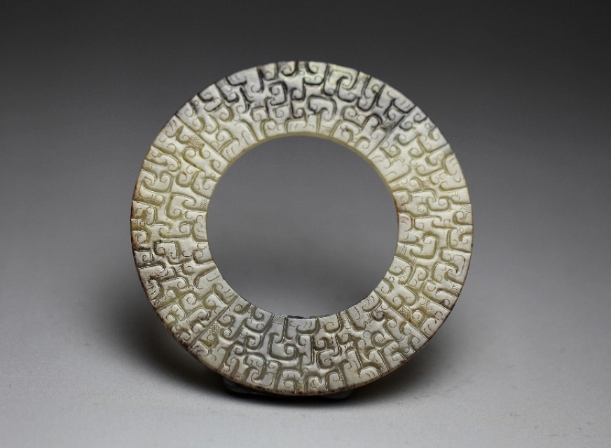 战国汉玉艺术特点_战汉玉器工艺发展_玉雕工艺