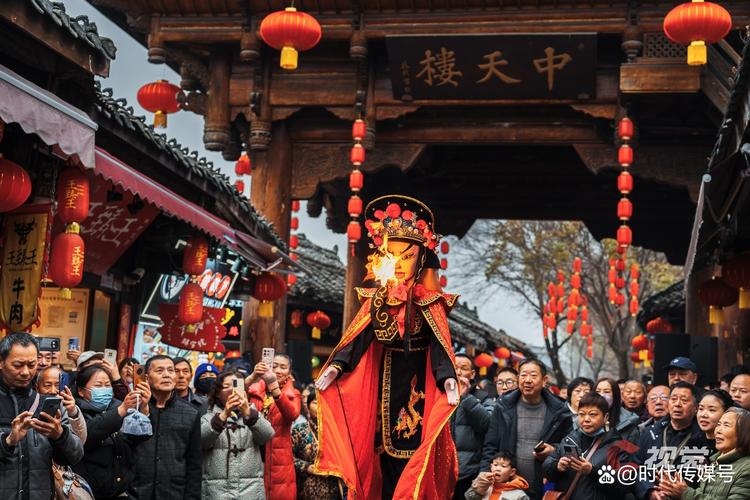 阆中古城国家5A级旅游景区_阆中匾额的特点_阆中春节文化博览会民俗活动