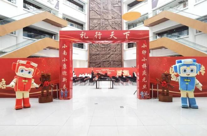 福建仙游木雕_南康家居小镇木雕展览_王国华大师木雕文创产品