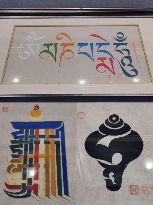 手刻木匾_传统刻字艺术传承_汕头匾额书法雕刻技艺