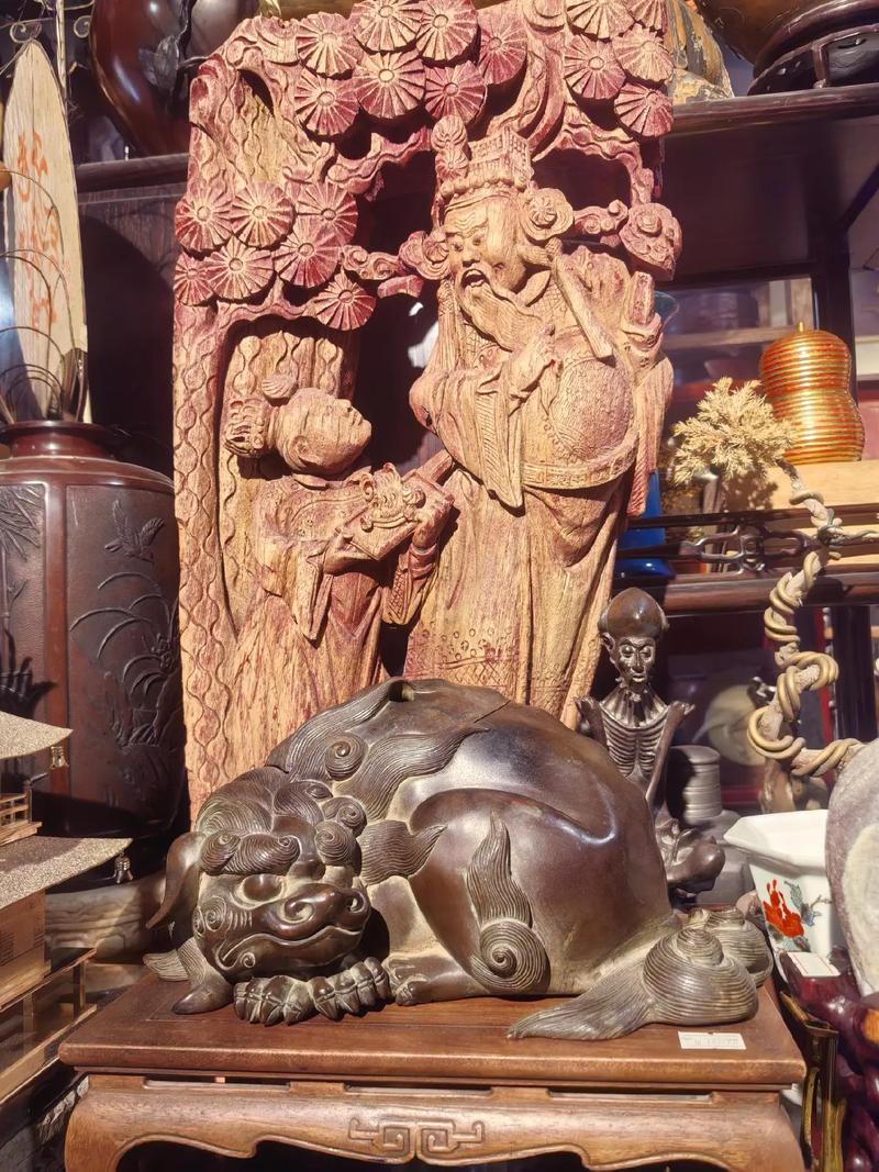 世美堂琴枋金云山落款_东阳仿古木雕门楼_东阳木雕牛腿