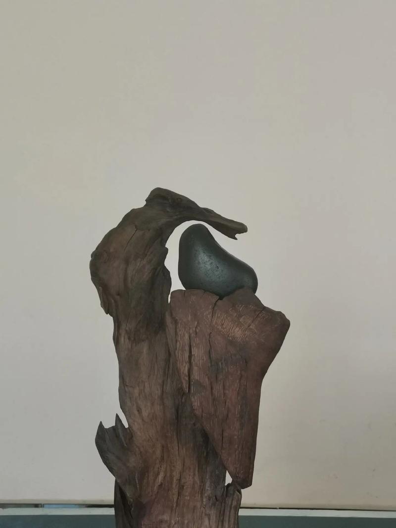 根雕作品《一带一路》_根雕艺人莫康鹏_初学根雕如何着手