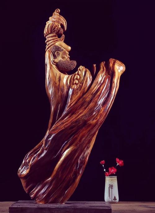 初学根雕如何着手_根雕艺人莫康鹏_根雕作品《一带一路》