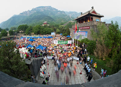 清代皇帝独乐寺诗篇_匾额是谁_独乐寺匾额题人名字