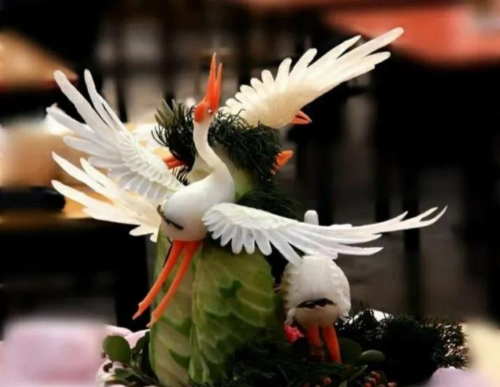 食品雕刻视频教程全集_果蔬雕刻种类_食品雕刻技法