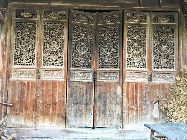 东阳传统营造技艺中的木雕装饰_东阳木雕在建筑上的应用_东阳木雕来源和历史