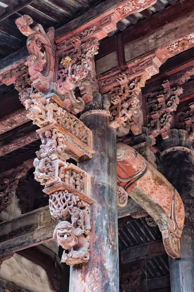 东阳传统营造技艺中的木雕装饰_东阳木雕来源和历史_东阳木雕在建筑上的应用