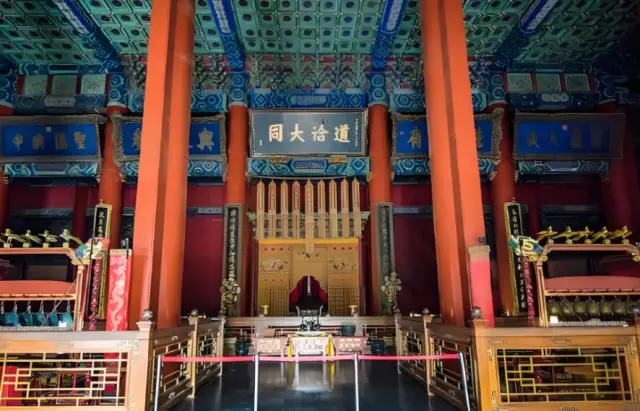 匾额的匾字有什么含义_匾额文化_著名匾额介绍