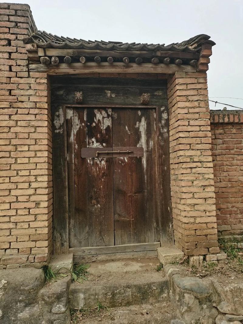 关中平原门楼演变_门楼老匾额_陕西农村大门变迁