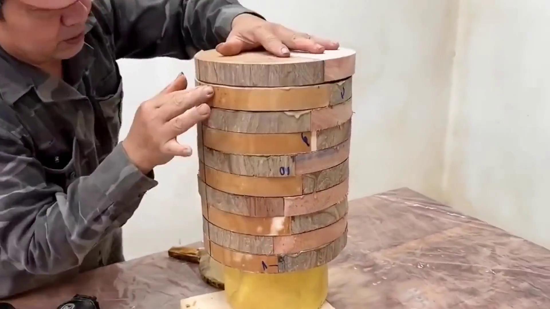 幼儿简单木头手工_木头雕刻艺术作品教程_手工木头花瓶制作过程