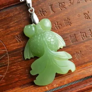 玉雕图案寓意_木雕图案寓意_翡翠植物图案寓意