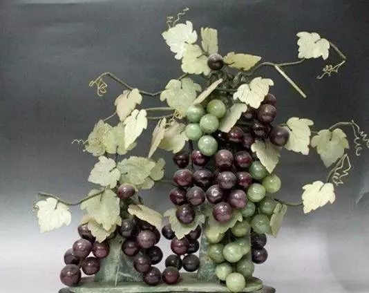 玉雕图案寓意_翡翠植物图案寓意_木雕图案寓意