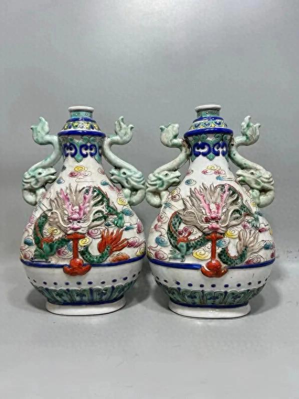 清粉彩浮雕龙纹花瓶_清朝瓷器艺术_浮雕花瓶图片大全