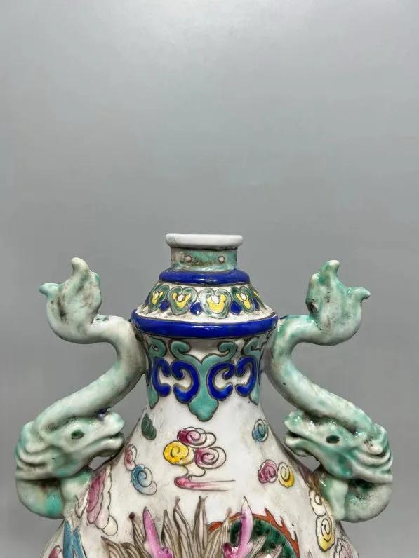 清粉彩浮雕龙纹花瓶_清朝瓷器艺术_浮雕花瓶图片大全