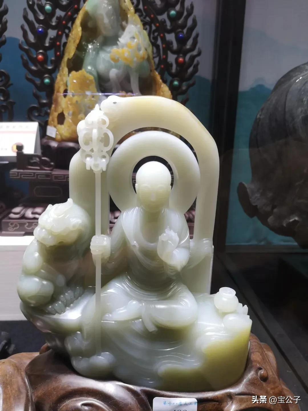 雕刻菩萨图案大全_翡翠观音雕刻艺术_天工奖获奖作品