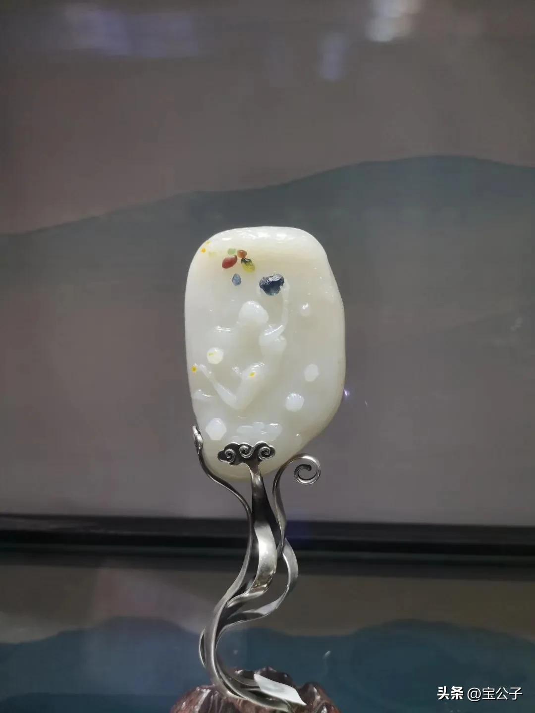 天工奖获奖作品_雕刻菩萨图案大全_翡翠观音雕刻艺术