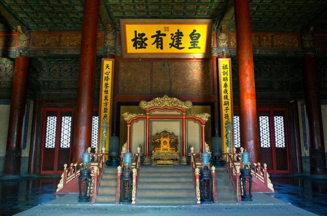 匾额书法传统礼仪文化_大殿匾额_四堂牌坊匾额书法赏析