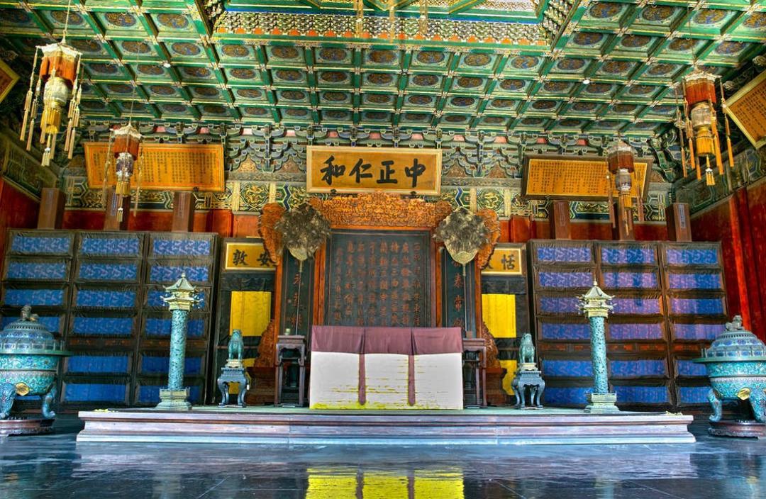 匾额书法传统礼仪文化_大殿匾额_四堂牌坊匾额书法赏析