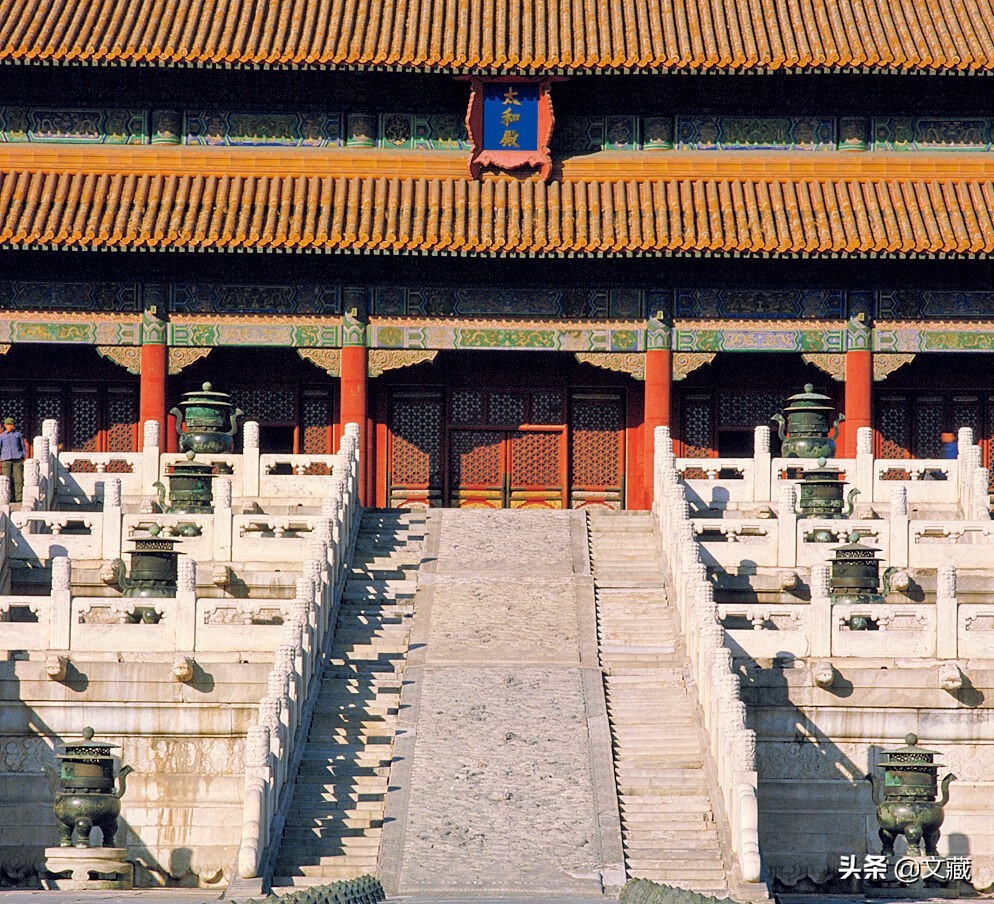 大殿匾额_匾额文化_故宫匾额解读