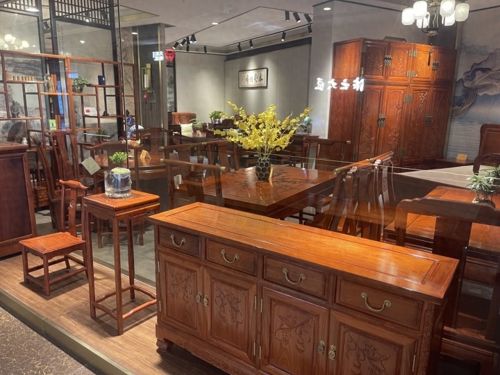 东阳红木家具行业瓶颈期_红木家具市场不景气原因_中国木雕面临的问题