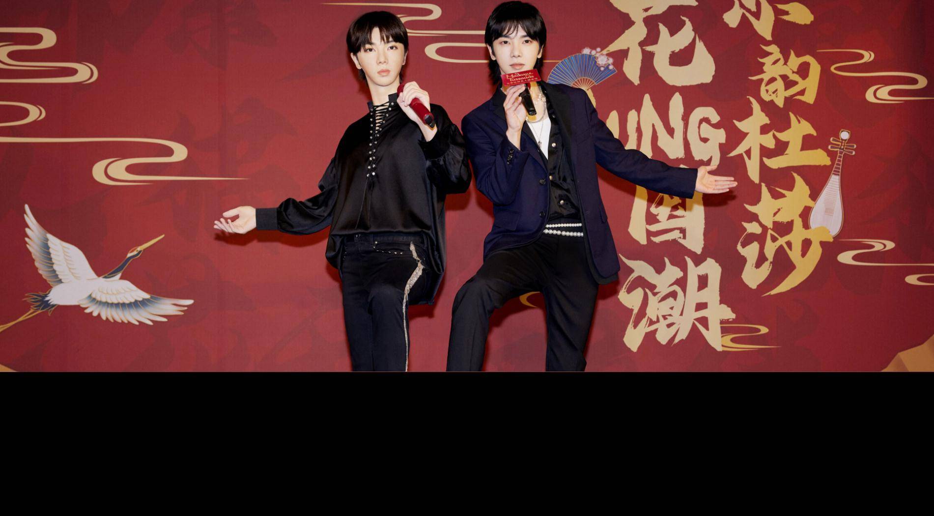 杨幂蜡像还原度_蜡像_杜莎夫人蜡像馆评价