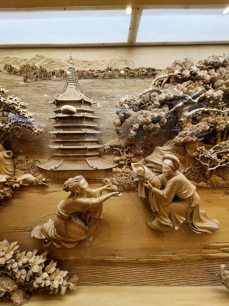 木雕艺术流派_东阳木雕大部分雕什么_中国四大木雕特色