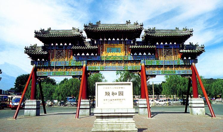 牌楼的历史起源_牌楼与牌坊的区别_木牌坊图