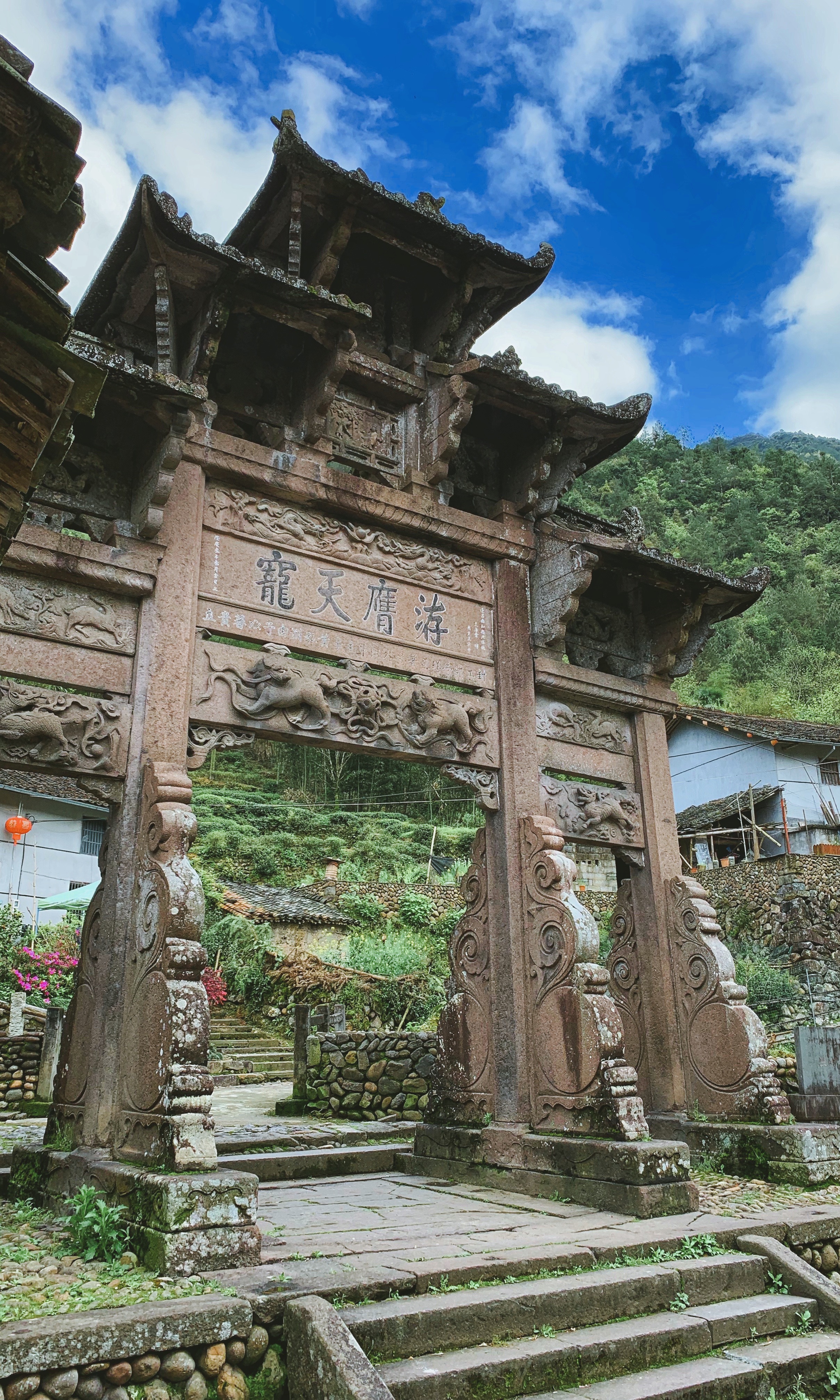 浙江宁波横省石牌坊 / 南宋—元_木牌坊图_河南汤阴岳飞庙精忠坊 / 明