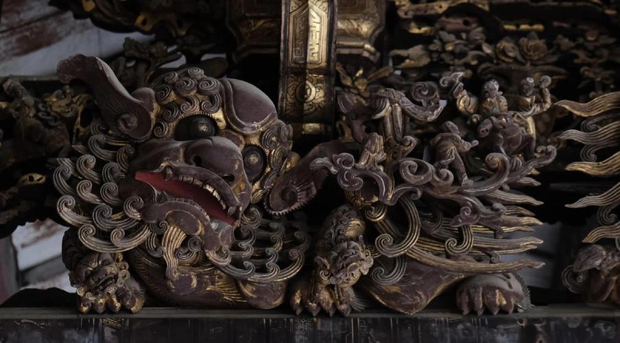 潮州金漆木雕技法特点_潮州木雕历史发展_木雕工艺品制作流程