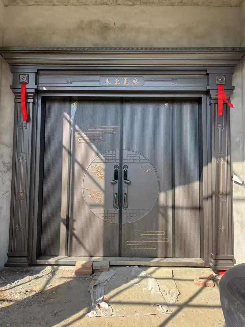 农村别墅大门_回农村盖房12米面宽别墅图纸_现代风别墅院子设计